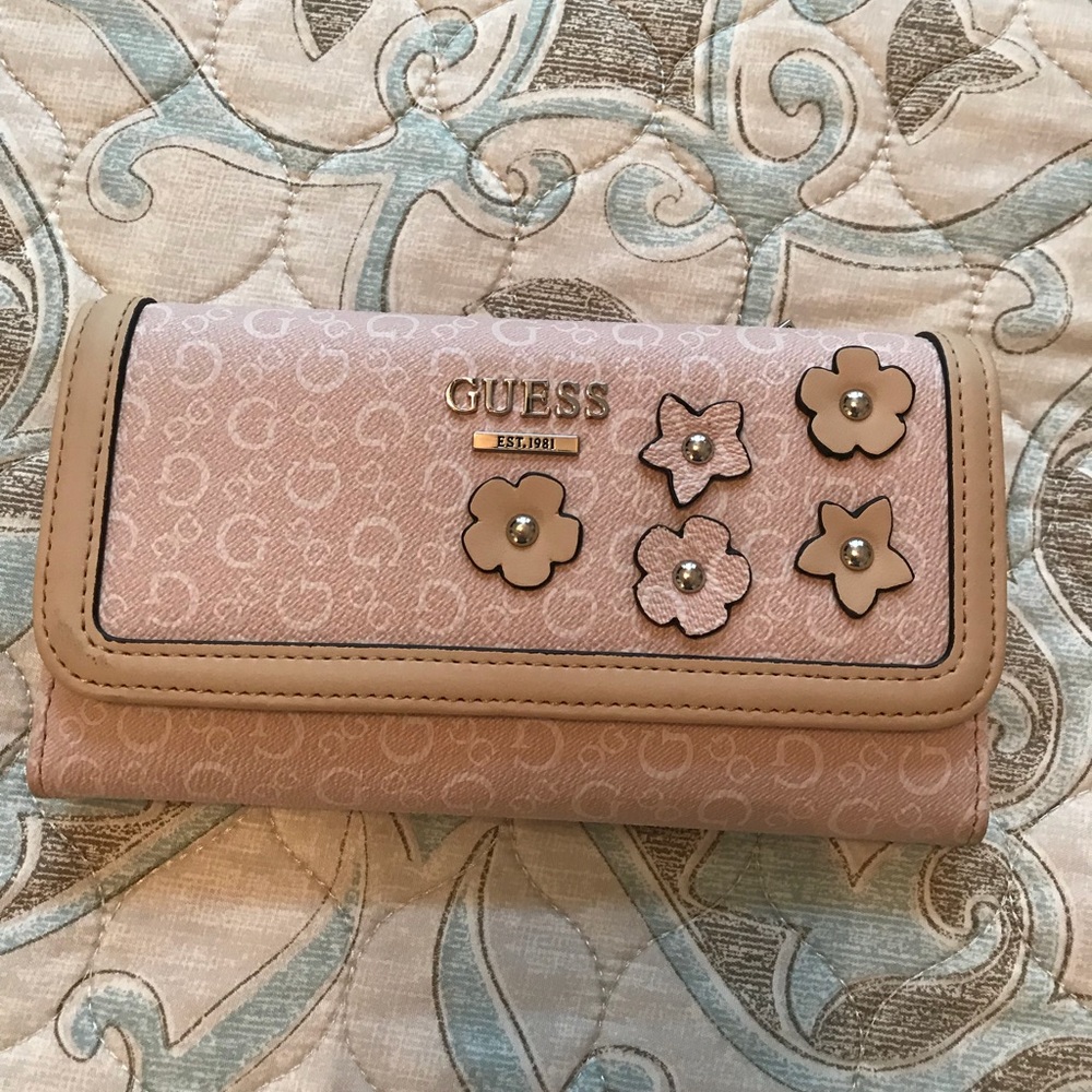 Guess wallet and purse set